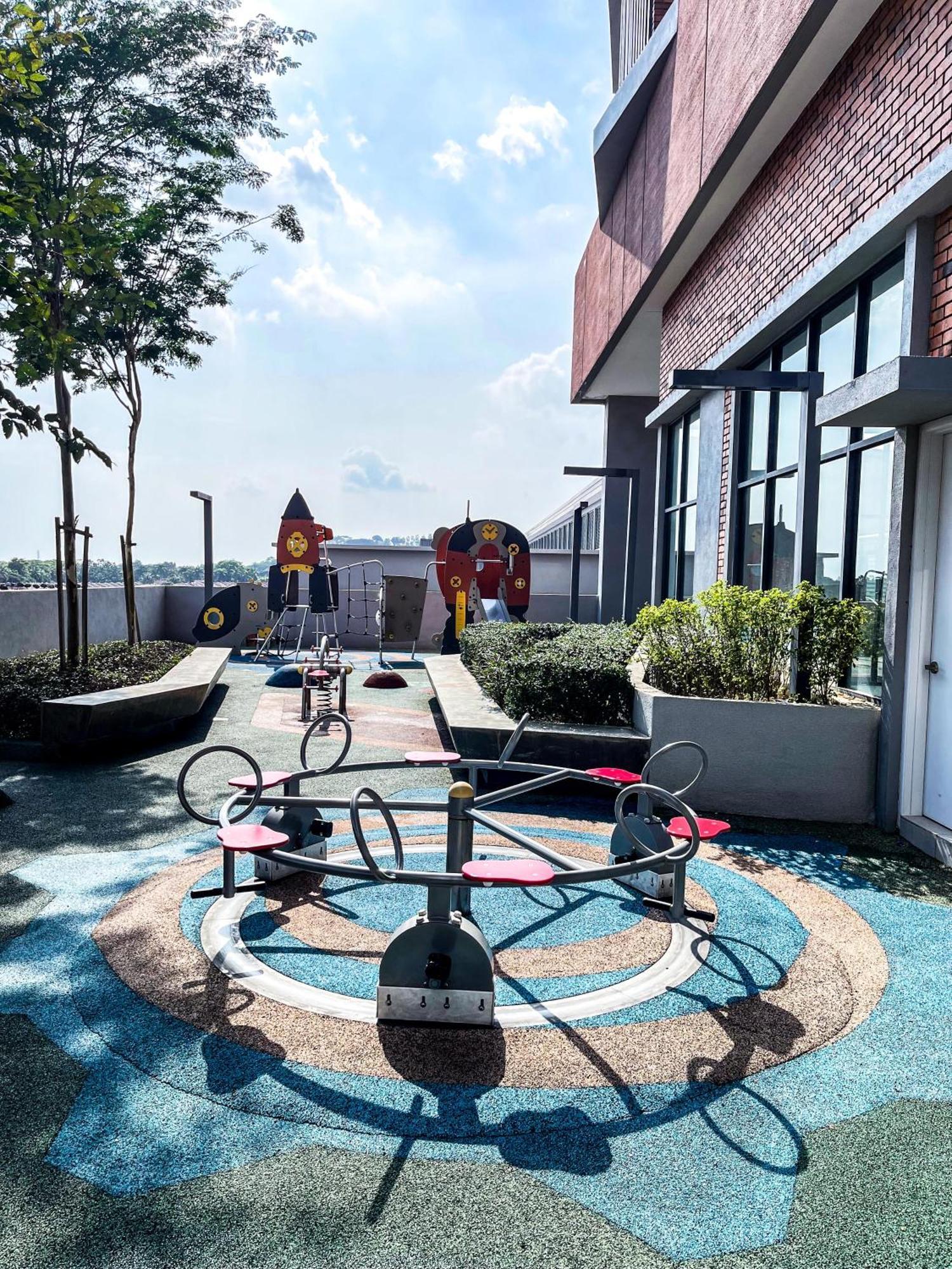 Apartment Bell - Klia Transit Hub - Erl Salak Tinggi Station -