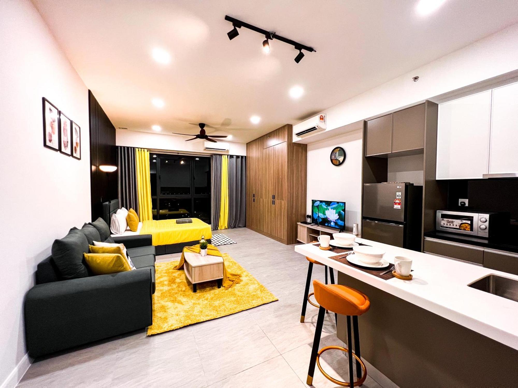 Bell - Klia Transit Hub - Erl Salak Tinggi Station - Apartment *