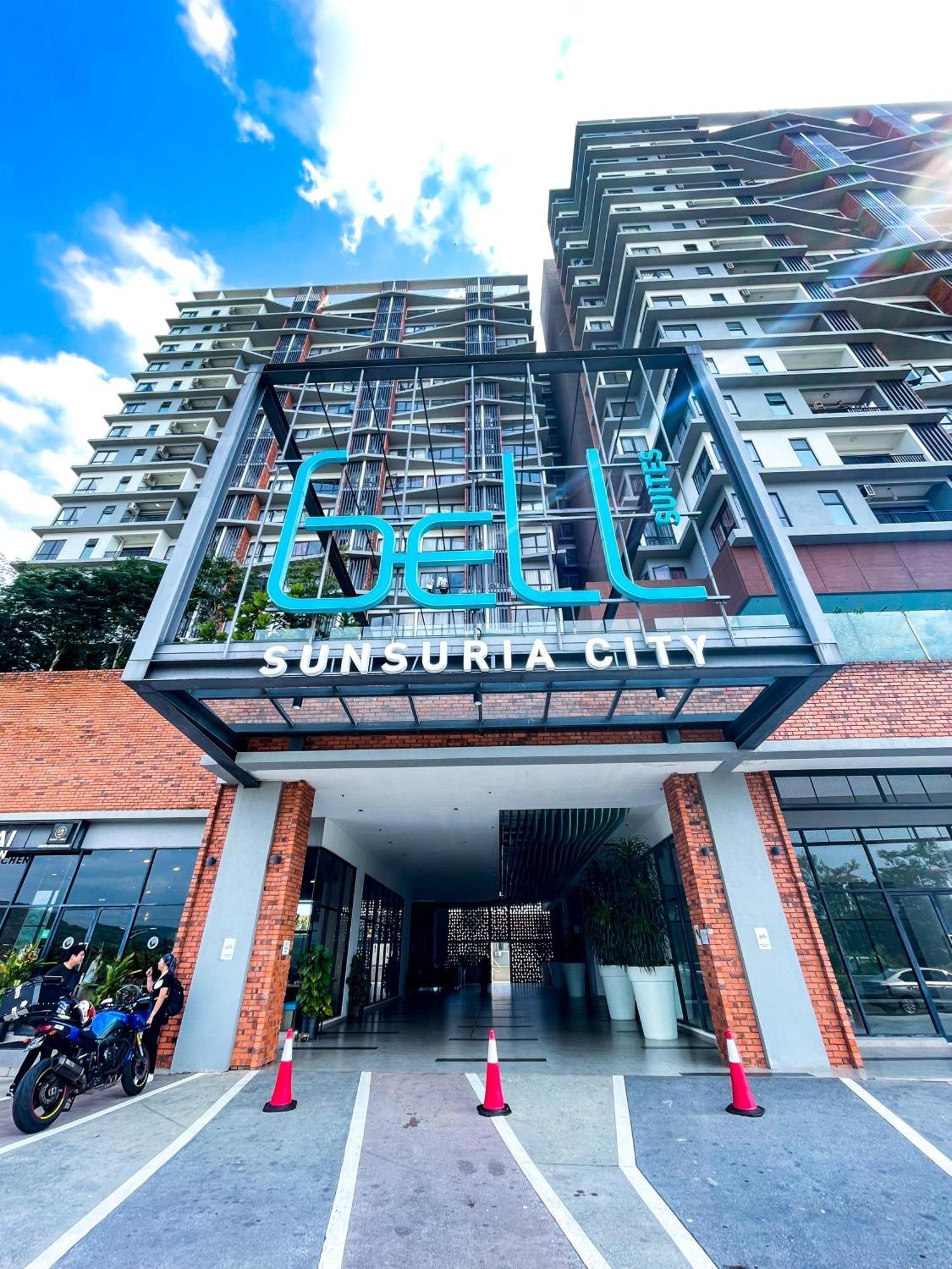 Bell - Klia Transit Hub - Erl Salak Tinggi Station - *