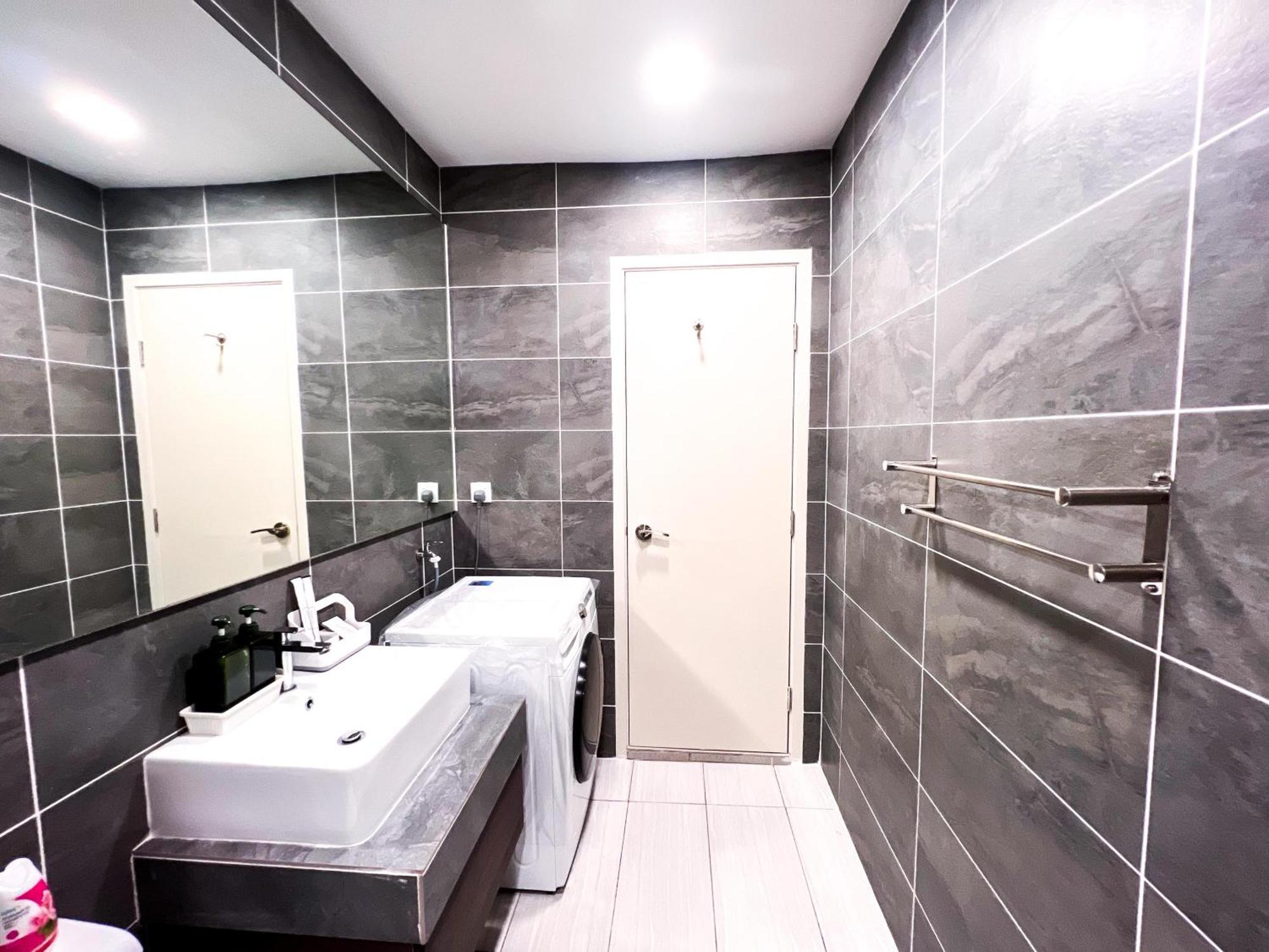 Apartment Bell - Klia Transit Hub - Erl Salak Tinggi Station - *