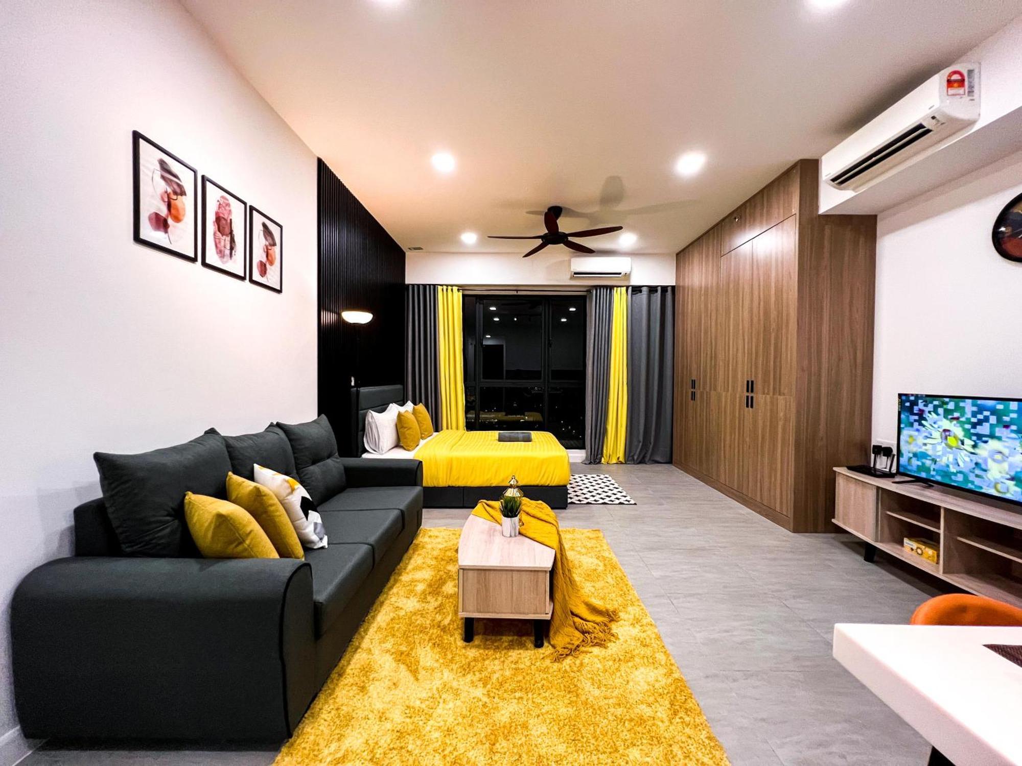 Bell - Klia Transit Hub - Erl Salak Tinggi Station - Apartment
